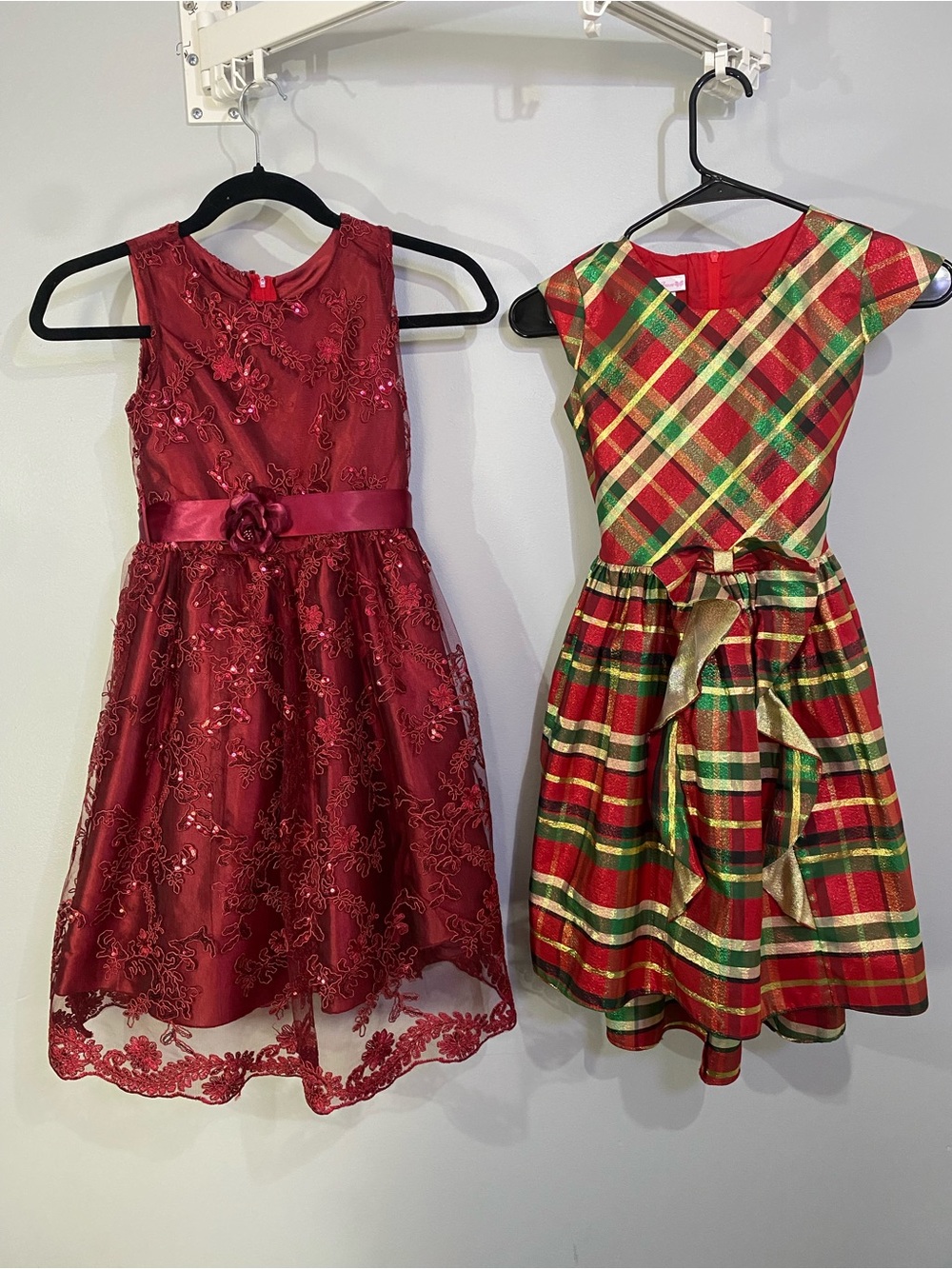 Girls Red Floral Lace Holiday Dress & Red Plaid Bow Dress (Two Pack)